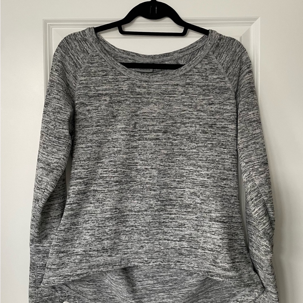 Athleta Gray Long Sleeve Top